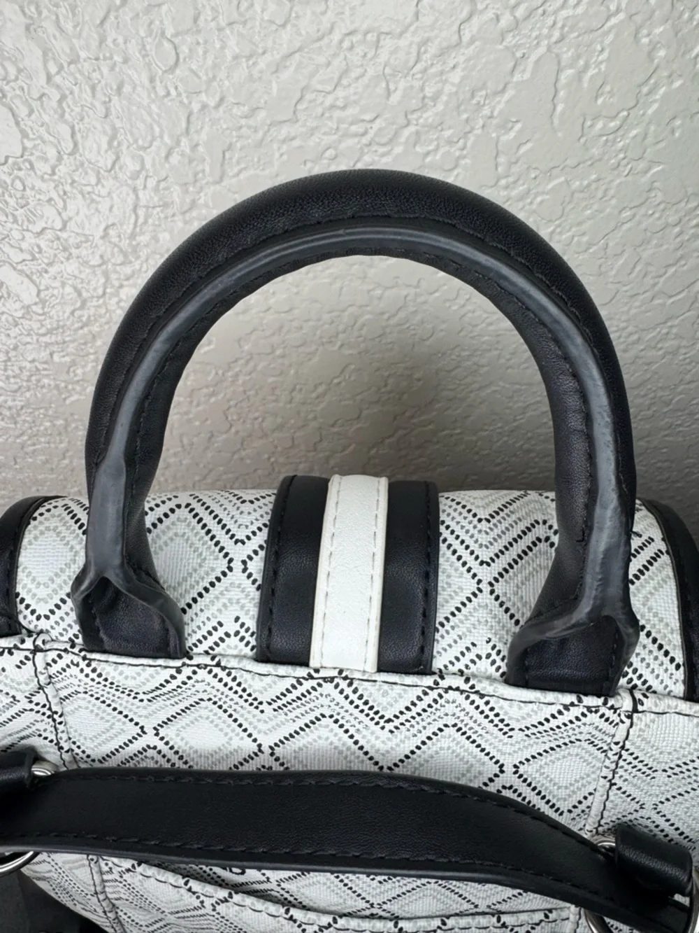Giani Bernini Mini Backpack Convertible Crossbody Black White Logo Bag - Picture 7 of 12